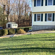 Foundation-Planting-Installation-in-Shelton-CT 0